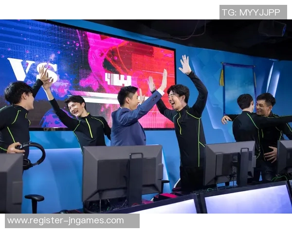 FPX在CSGO比赛经验排行榜中荣登第二名引发电竞圈热议 FPX在CSGO比赛经验排行榜中荣登第二名引发电竞圈热议