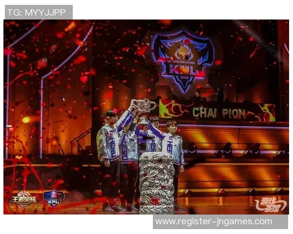 周敏畅谈英雄联盟S15电竞生涯与比赛比分的背后故事